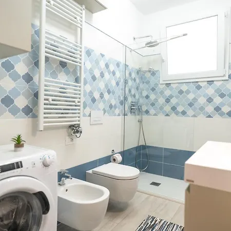 Apartmán New Elegante ☆☆☆☆☆ A 150 Mt Dal Mare
