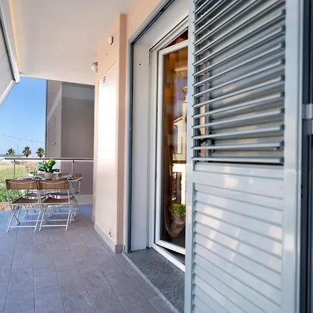 Apartment New Elegante ☆☆☆☆☆ A 150 Mt Dal Mare *